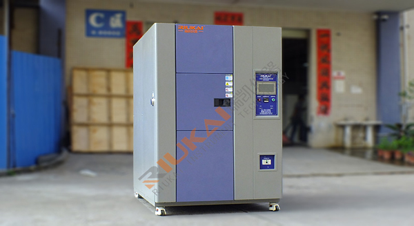  溫度沖擊試驗箱是怎樣保持溫度“沖擊性”